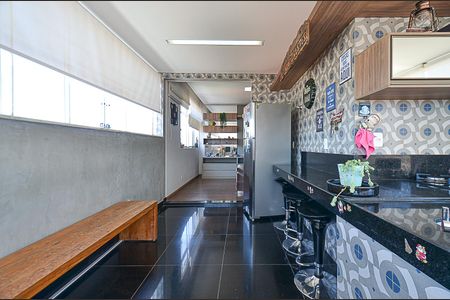 Apartamento para alugar com 180m², 4 quartos e 2 vagasCobertura