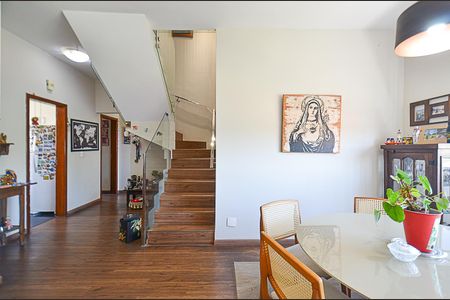 Apartamento para alugar com 180m², 4 quartos e 2 vagasSala Ambientes