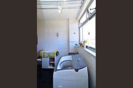 Apartamento para alugar com 180m², 4 quartos e 2 vagasÁrea de Serviço