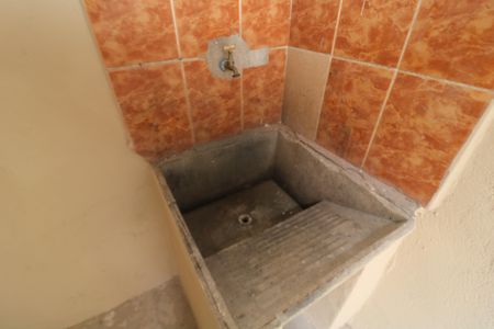 Casa para alugar com 60m², 1 quarto e 1 vagaÁrea de Serviço