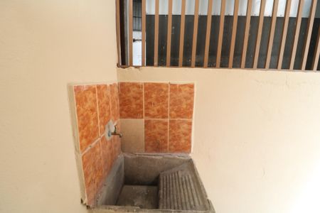 Casa para alugar com 60m², 1 quarto e 1 vagaÁrea de Serviço