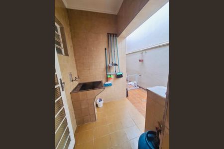 Casa à venda com 322m², 4 quartos e 6 vagas Casa à venda com 322m², 4 quartos e 6 vagasFoto 09