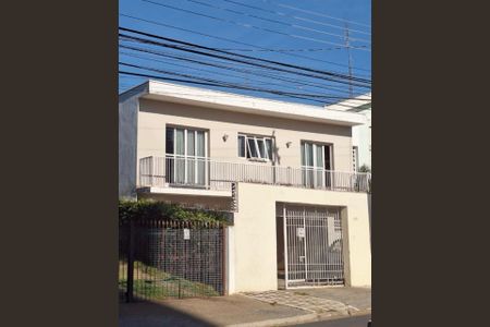 Casa à venda com 322m², 4 quartos e 6 vagas Casa à venda com 322m², 4 quartos e 6 vagasFoto 01