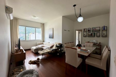Sala de apartamento à venda com 2 quartos, 80m² em Laranjeiras, Rio de Janeiro