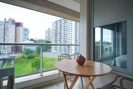 Sala - Varanda de apartamento à venda com 1 quarto, 54m² em Petrópolis, Porto Alegre