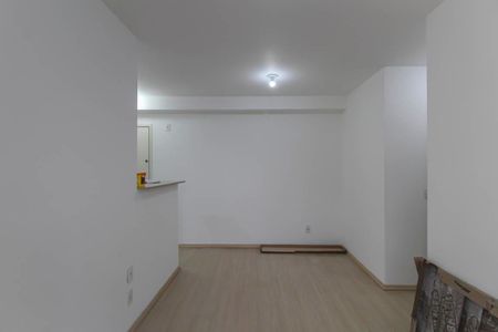 Sala de apartamento para alugar com 2 quartos, 55m² em Vila Ivone, São Paulo