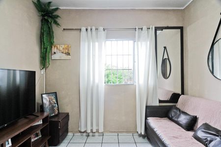 Casa à venda com 5 quartos, 285m² em Vila Carbone, São Paulo