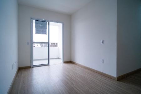 Apartamento para alugar com 60m², 2 quartos e 1 vagaSala