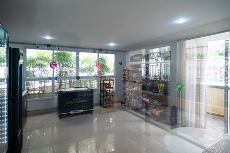 Apartamento à venda com 50m², 1 quarto e 1 vagaMini Mercado