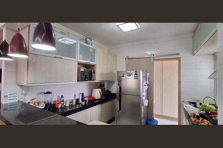 Apartamento à venda com 120m², 3 quartos e 2 vagasCozinha 