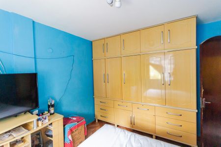 Apartamento à venda com 71m², 3 quartos e 2 vagasQuarto 3