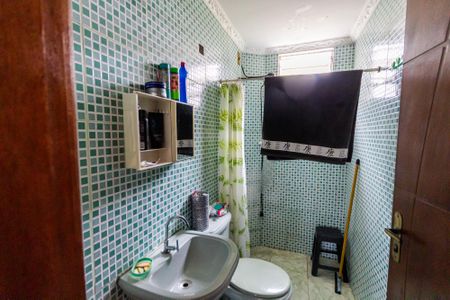 Apartamento à venda com 71m², 3 quartos e 2 vagasBanheiro 