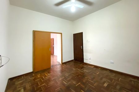 Casa à venda com 900m², 5 quartos e 2 vagasSuite 1