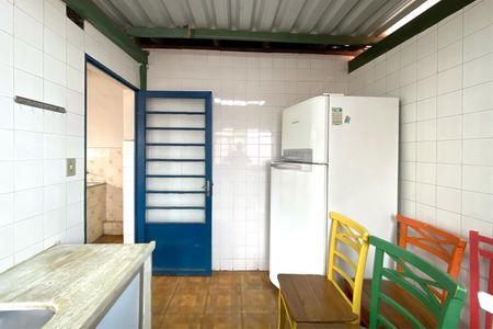 Casa à venda com 900m², 5 quartos e 2 vagasCozinha de apoio