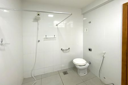 Casa à venda com 900m², 5 quartos e 2 vagasBanheiro da Suíte 1