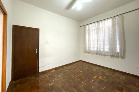 Casa à venda com 900m², 5 quartos e 2 vagasSuite 1