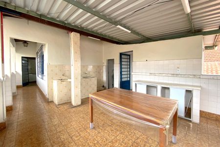 Casa à venda com 900m², 5 quartos e 2 vagasÁrea de Serviço