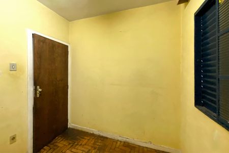 Casa à venda com 900m², 5 quartos e 2 vagasQuarto 5