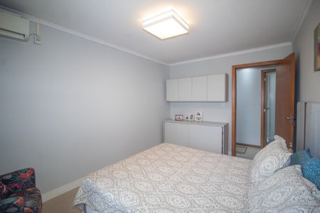 Casa à venda com 100m², 2 quartos e 2 vagas Casa à venda com 100m², 2 quartos e 2 vagasQuarto