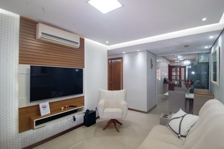 Casa à venda com 100m², 2 quartos e 2 vagas Casa à venda com 100m², 2 quartos e 2 vagasSala