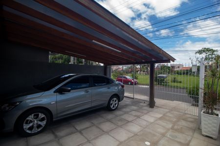 Casa à venda com 100m², 2 quartos e 2 vagas Casa à venda com 100m², 2 quartos e 2 vagasGaragem