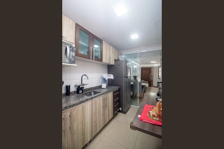 Casa à venda com 100m², 2 quartos e 2 vagas Casa à venda com 100m², 2 quartos e 2 vagasCozinha