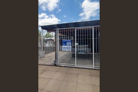 Casa à venda com 100m², 2 quartos e 2 vagas Casa à venda com 100m², 2 quartos e 2 vagasPlaca