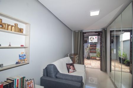 Casa à venda com 100m², 2 quartos e 2 vagas Casa à venda com 100m², 2 quartos e 2 vagasQuarto 2