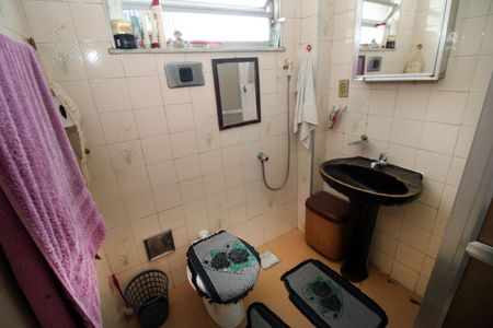 Apartamento à venda com 62m², 3 quartos e sem vagaBanheiro