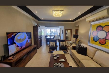 Apartamento à venda com 111m², 3 quartos e 2 vagasFoto 02