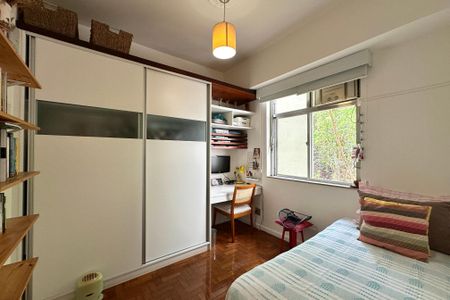 Apartamento à venda com 75m², 2 quartos e sem vaga