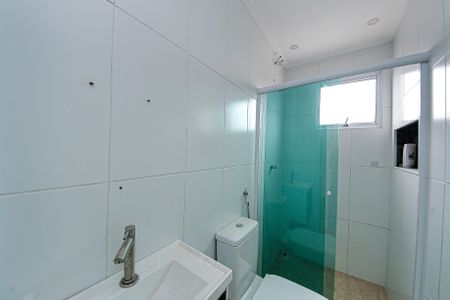 Casa para alugar com 60m², 2 quartos e sem vaga Casa para alugar com 60m², 2 quartos e sem vagaBanheiro Suíte 2