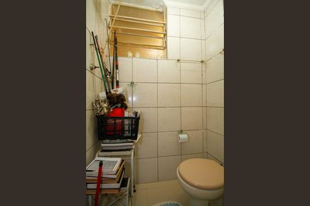 Apartamento à venda com 140m², 3 quartos e 1 vaga Apartamento à venda com 140m², 3 quartos e 1 vagaBanheiro de Serviço