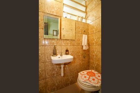 Apartamento à venda com 140m², 3 quartos e 1 vaga Apartamento à venda com 140m², 3 quartos e 1 vagaLavabo