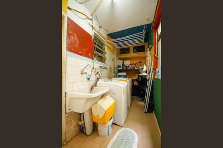 Apartamento à venda com 140m², 3 quartos e 1 vaga Apartamento à venda com 140m², 3 quartos e 1 vagaÁrea de Serviço