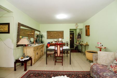 Apartamento à venda com 140m², 3 quartos e 1 vaga Apartamento à venda com 140m², 3 quartos e 1 vagaSala de Estar e Jantar