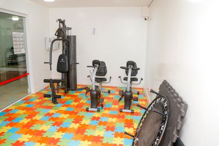 Casa de condomínio para alugar com 96m², 3 quartos e 2 vagasÁrea comum - Academia