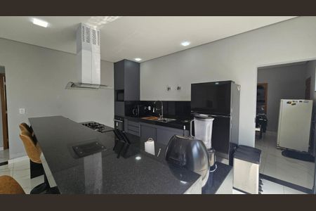 Casa de condomínio à venda com 282m², 3 quartos e 4 vagas Casa de condomínio à venda com 282m², 3 quartos e 4 vagasFoto 24