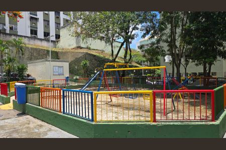 Apartamento à venda com 74m², 1 quarto e 1 vagaÁrea comum - Playground