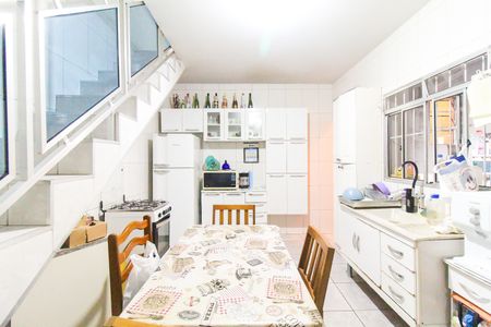 Casa à venda com 125m², 4 quartos e 2 vagasCozinha