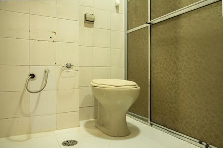 Apartamento para alugar com 63m², 2 quartos e sem vagaBanheiro