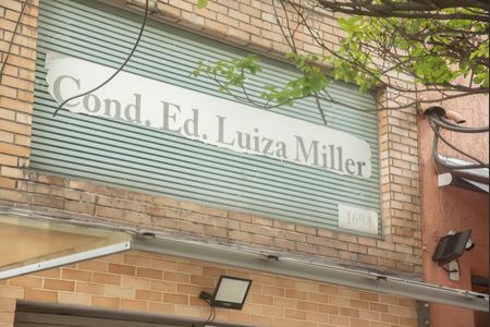 Apartamento para alugar com 63m², 2 quartos e sem vagaFrente