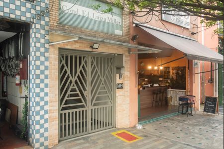 Apartamento para alugar com 63m², 2 quartos e sem vagaFrente