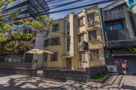 Apartamento para alugar com 78m², 2 quartos e sem vagaFachada