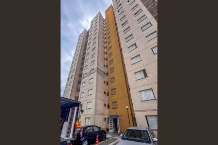 Apartamento para alugar com 72m², 2 quartos e sem vagaFachada 