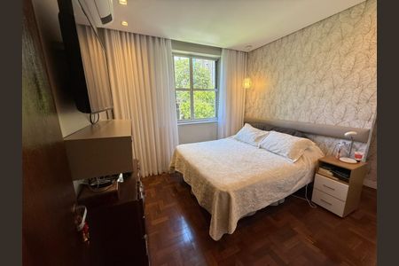 Apartamento à venda com 160m², 3 quartos e 2 vagas Apartamento à venda com 160m², 3 quartos e 2 vagasSuíte 2