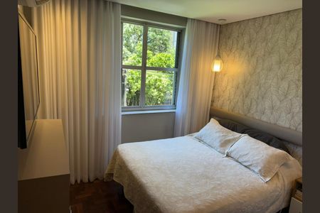 Apartamento à venda com 160m², 3 quartos e 2 vagas Apartamento à venda com 160m², 3 quartos e 2 vagasSuíte 2