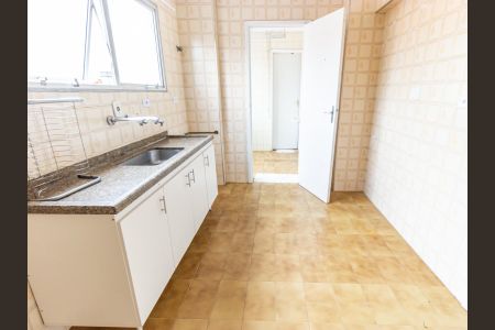 Apartamento à venda com 64m², 2 quartos e 1 vagaCozinha