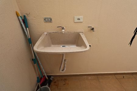 Apartamento à venda com 42m², 2 quartos e 1 vaga Apartamento à venda com 42m², 2 quartos e 1 vagaLavanderia