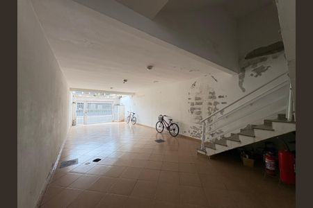 Apartamento à venda com 42m², 2 quartos e 1 vaga Apartamento à venda com 42m², 2 quartos e 1 vagaGaragem